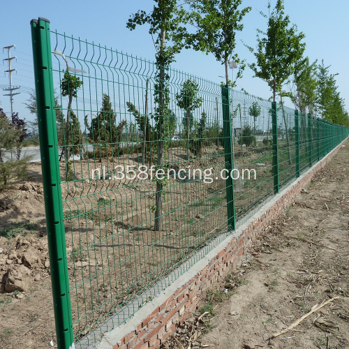 Triangular Bending Triton Mesh Fence Panel